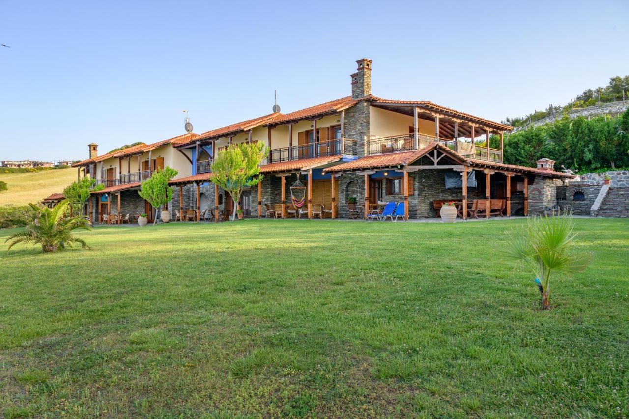Mpalmpanas Villas Ierissós Buitenkant foto