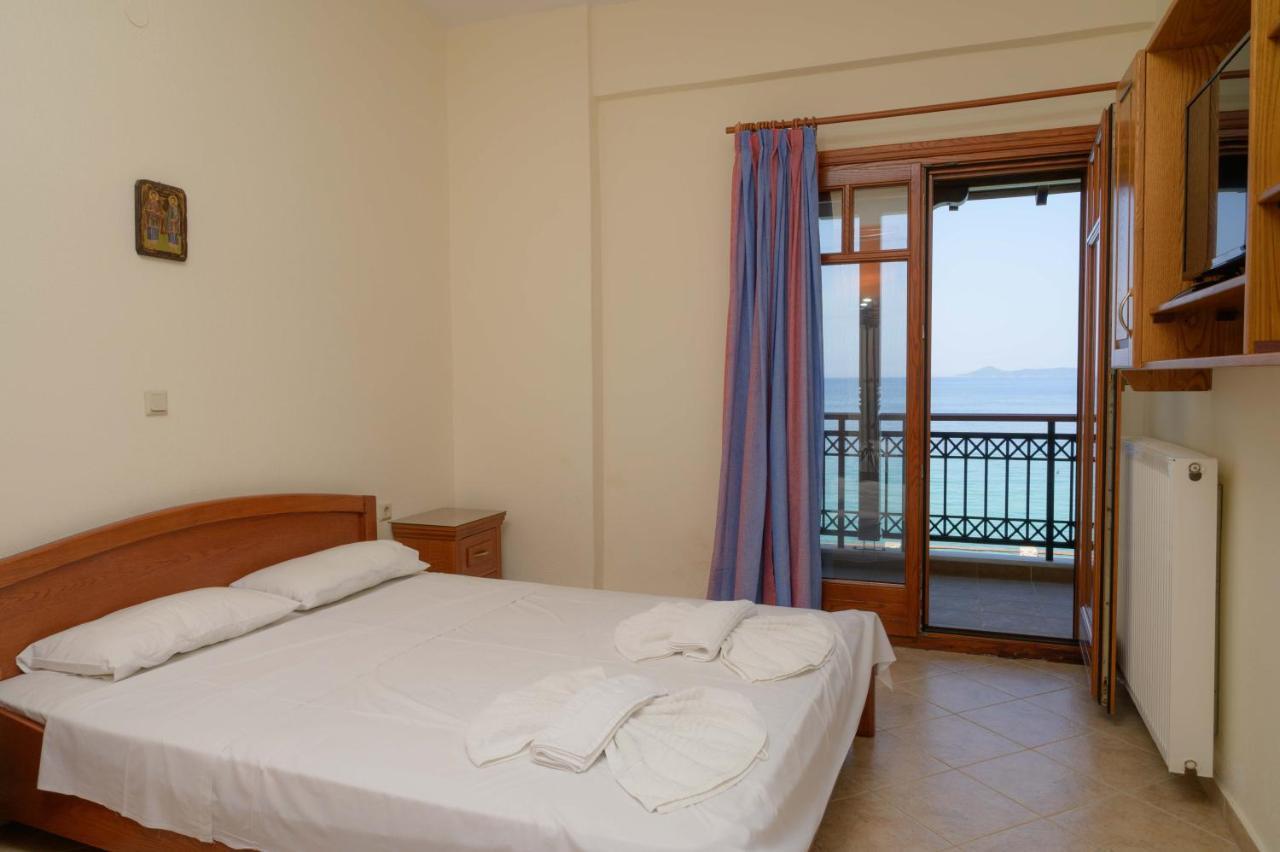 Mpalmpanas Villas Ierissós Buitenkant foto