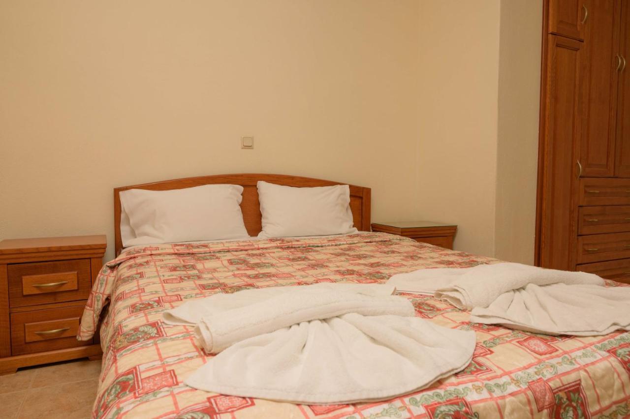 Mpalmpanas Villas Ierissós Buitenkant foto