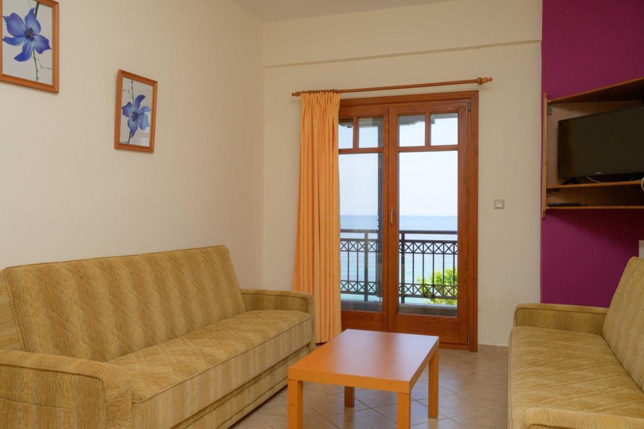 Mpalmpanas Villas Ierissós Buitenkant foto