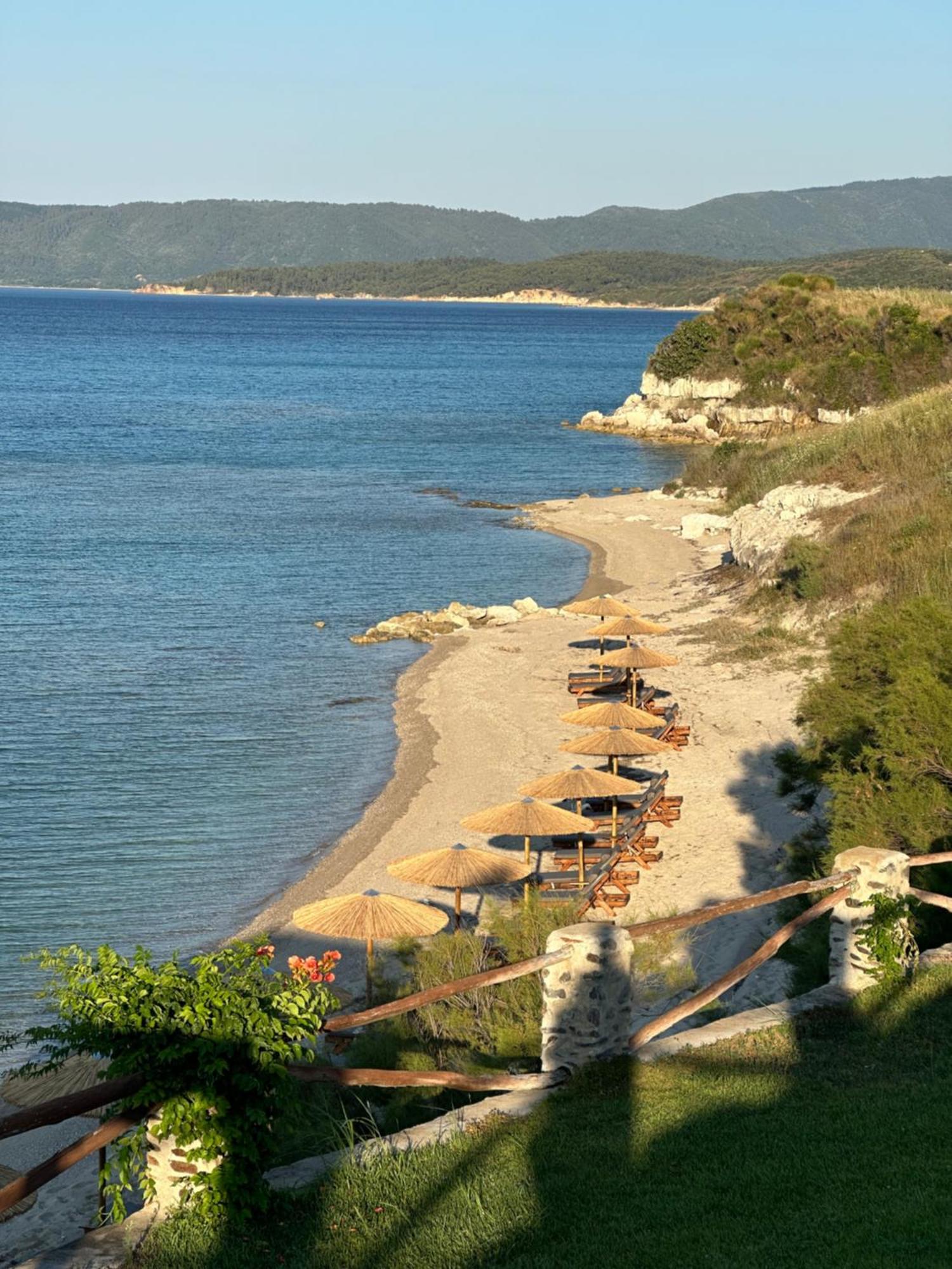 Mpalmpanas Villas Ierissós Buitenkant foto