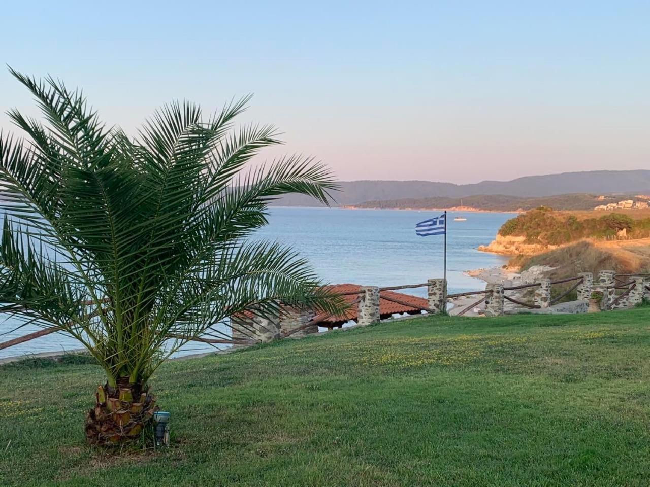 Mpalmpanas Villas Ierissós Buitenkant foto